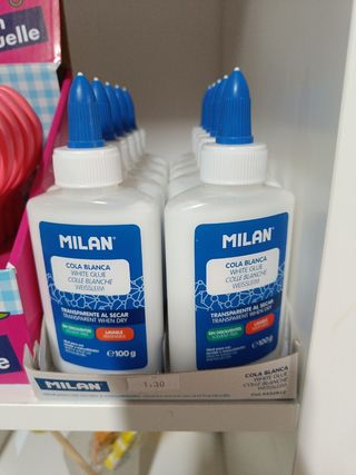 Expositor pegamento cola milan
