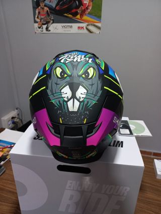 CASCO INTEGRAL CON GAFA SOLAR. NUEVO A ESTRENAR   