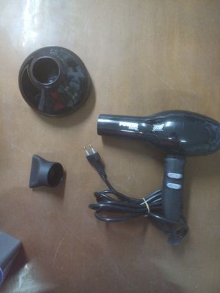 Secador profesional negro 