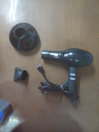 Secador profesional negro 