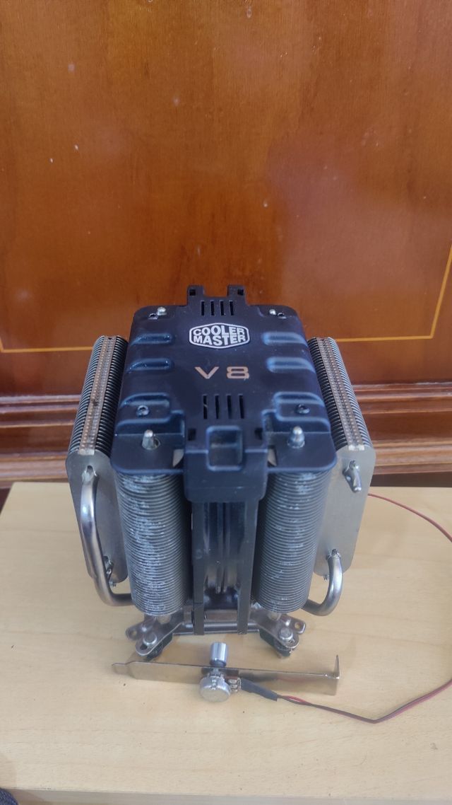 Disipador cooler master V8 intel