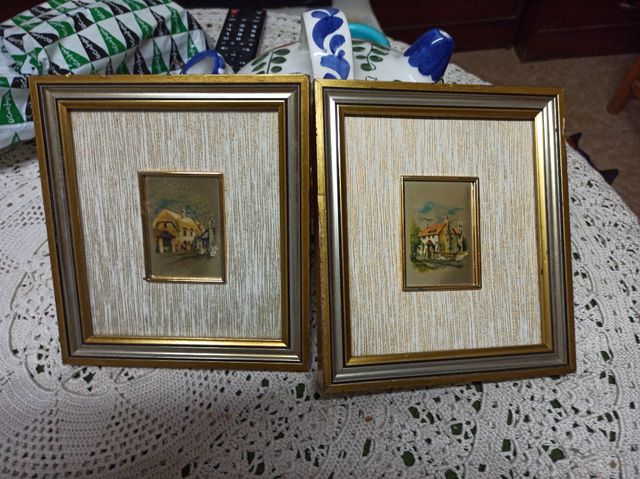 2 Cuadritos dorados 19 x 17 cm