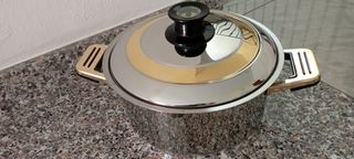 Servizio pentole batteria completa. Nuova