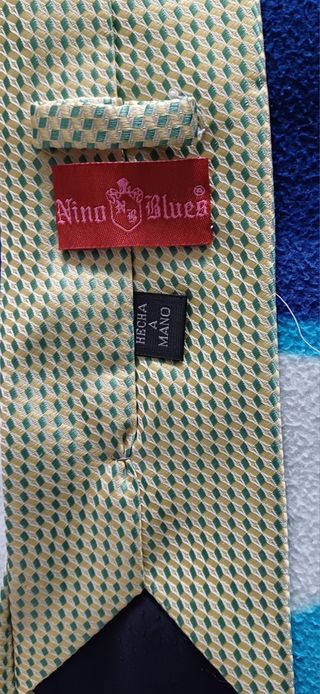 Corbata