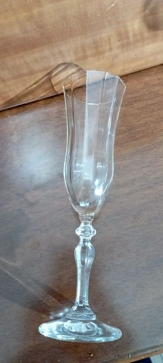 Servizio bicchieri giro in oro. Nuovo