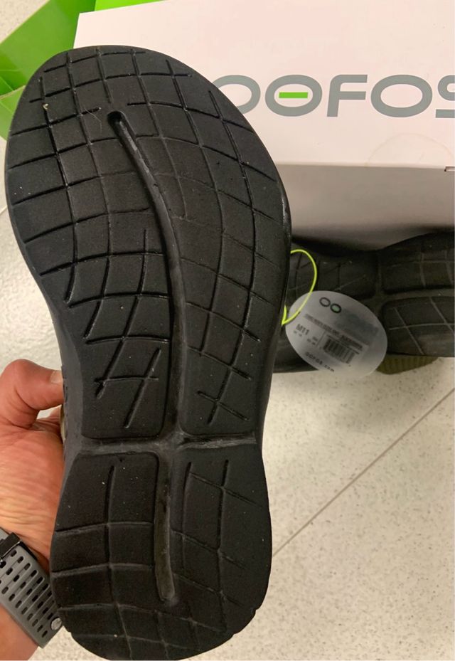 Zapatillas de recuperacion OOFOS