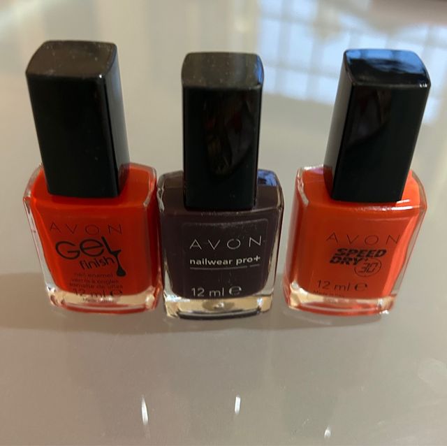 3 smalti Avon