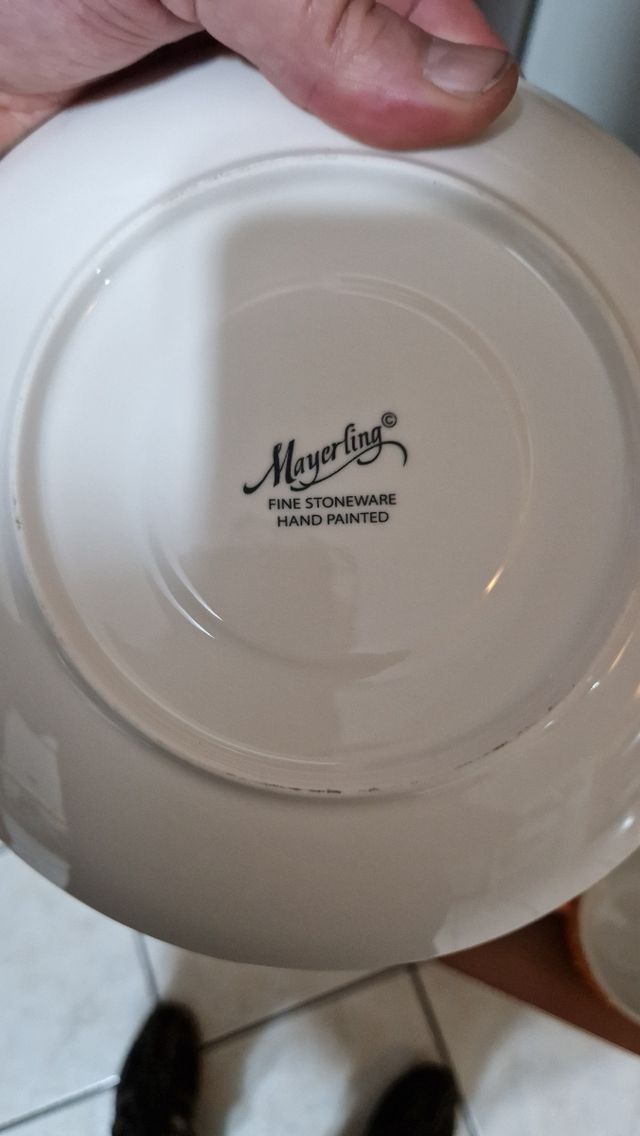 Thun: Tazze da te Mayerling