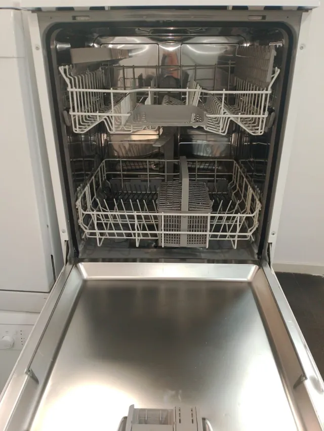 LAVAVAJILLAS BOSCH 2 BANDEJAS A++. ENVÍO