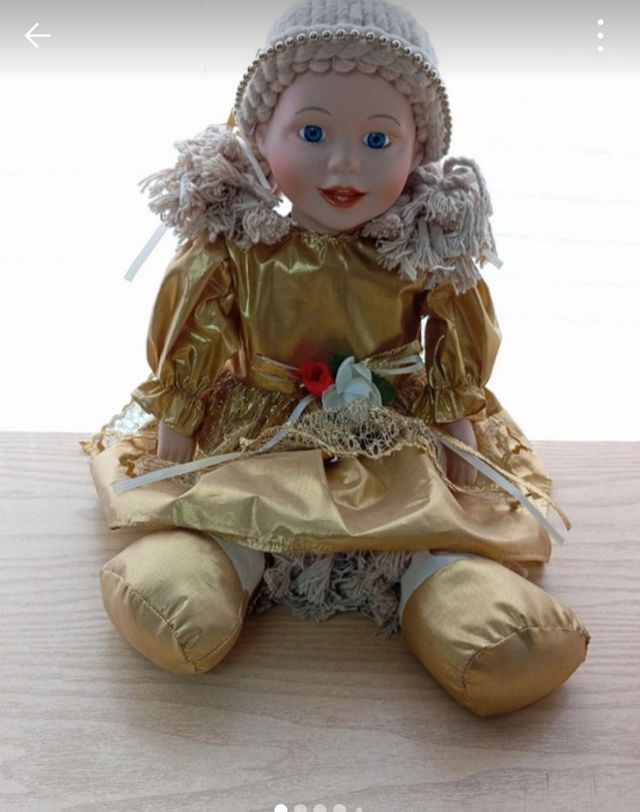 Bambola ceramica vintage