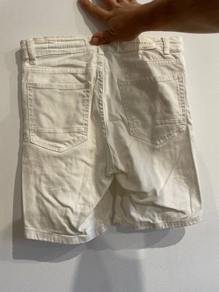 Pantalones cortos vaqueros.