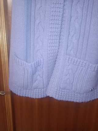 Chaqueta de lana color morado