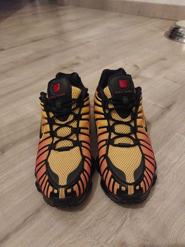 Nike Shox TL sunrise gradient nuevas 41