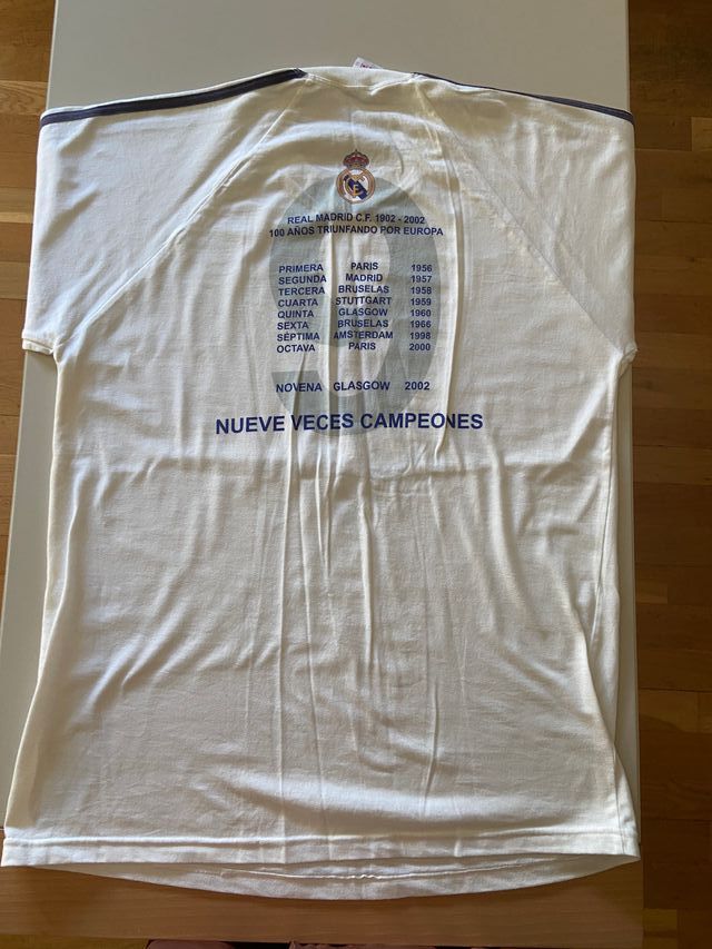CAMISETA DE LA CHAMPIONS DEL REAL MADRID-2002