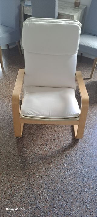 Butacas Ikea y mesa extensible