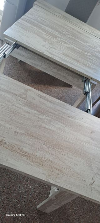 Butacas Ikea y mesa extensible