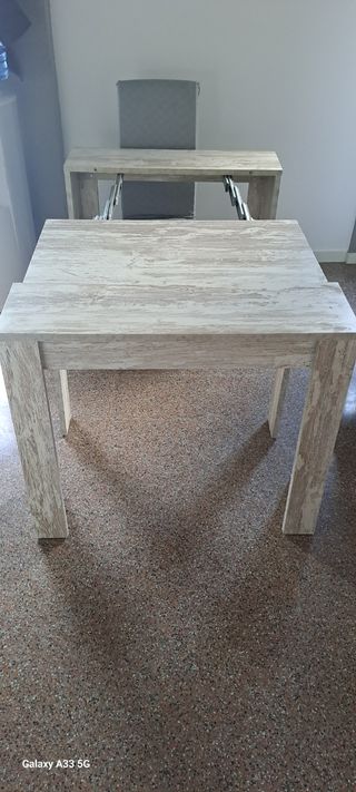 Butacas Ikea y mesa extensible