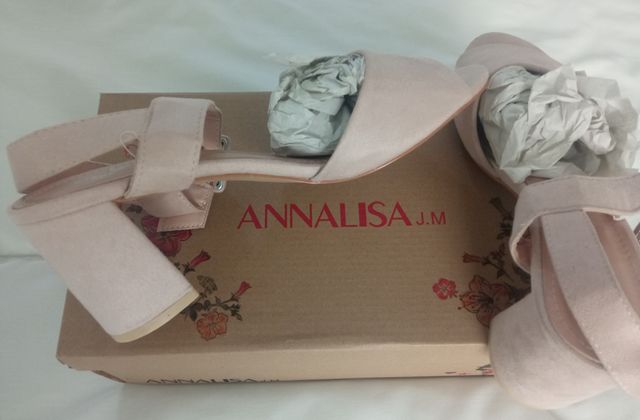 Sandalias Rosa palo (41) realmente a estrenar.