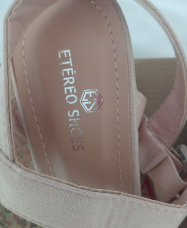 Sandalias Rosa palo (41) realmente a estrenar.
