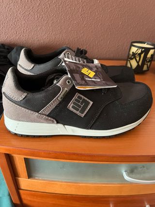 Zapatos de seguridad 41 toworktor sin usar 