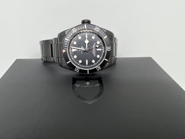 Tudor BB Dark nuevo