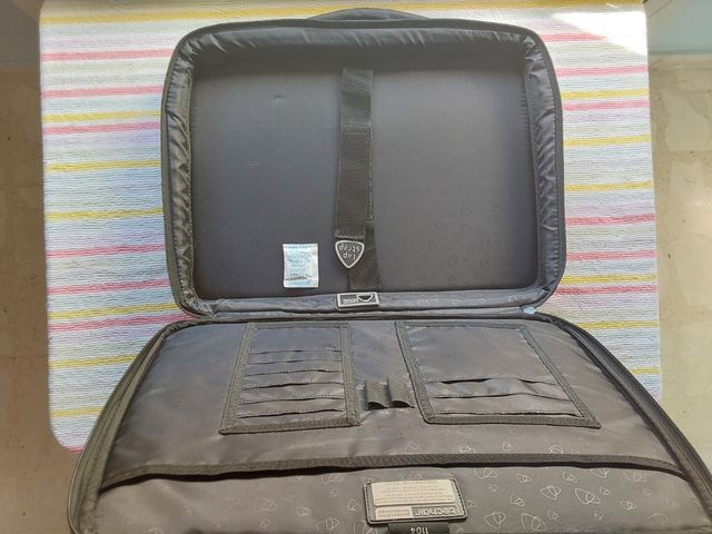 Maletín Portátil 17"