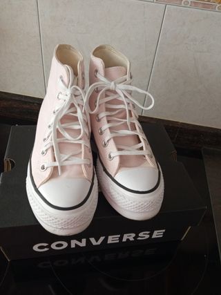 Converse T/35. 