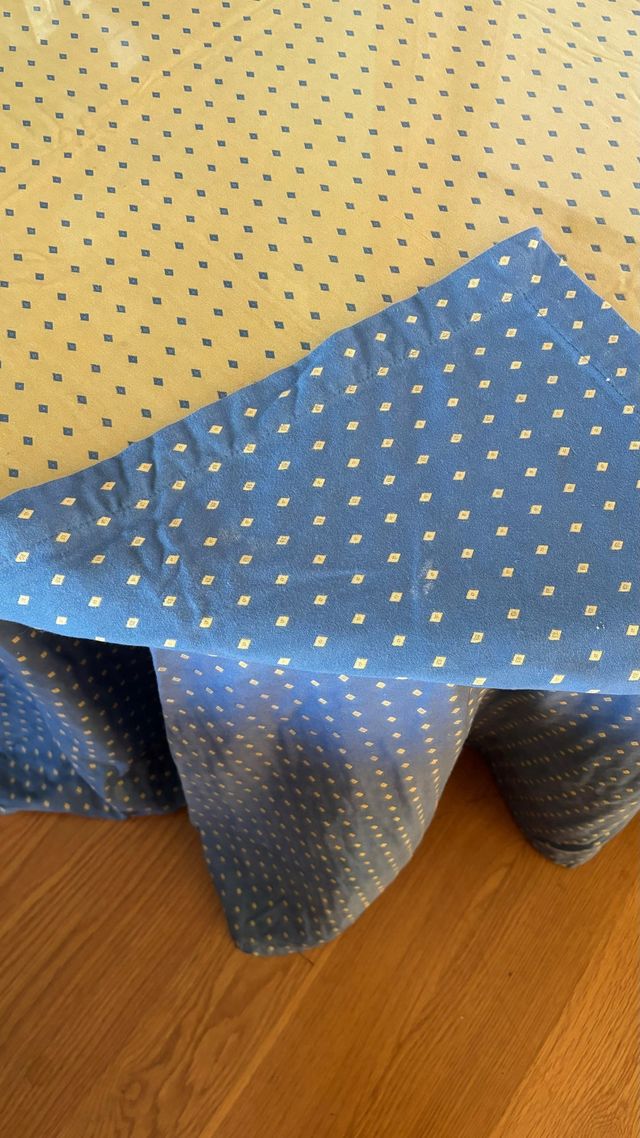 Mesa camilla con ruedas