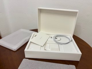 MacBook Pro 16" Chip M1 Max 32G 1T Gris Espacial