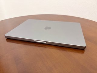 MacBook Pro 16" Chip M1 Max 32G 1T Gris Espacial