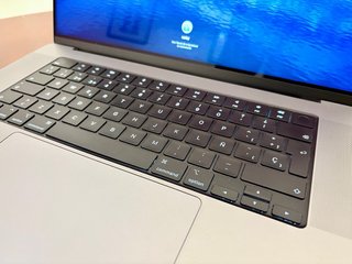 MacBook Pro 16" Chip M1 Max 32G 1T Gris Espacial