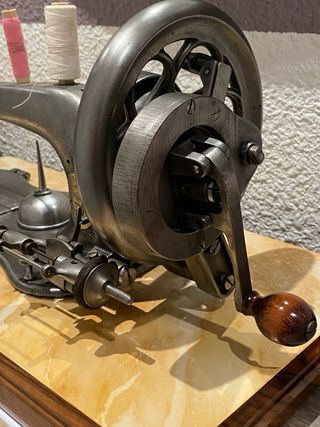 Maquina antigua wertheim.