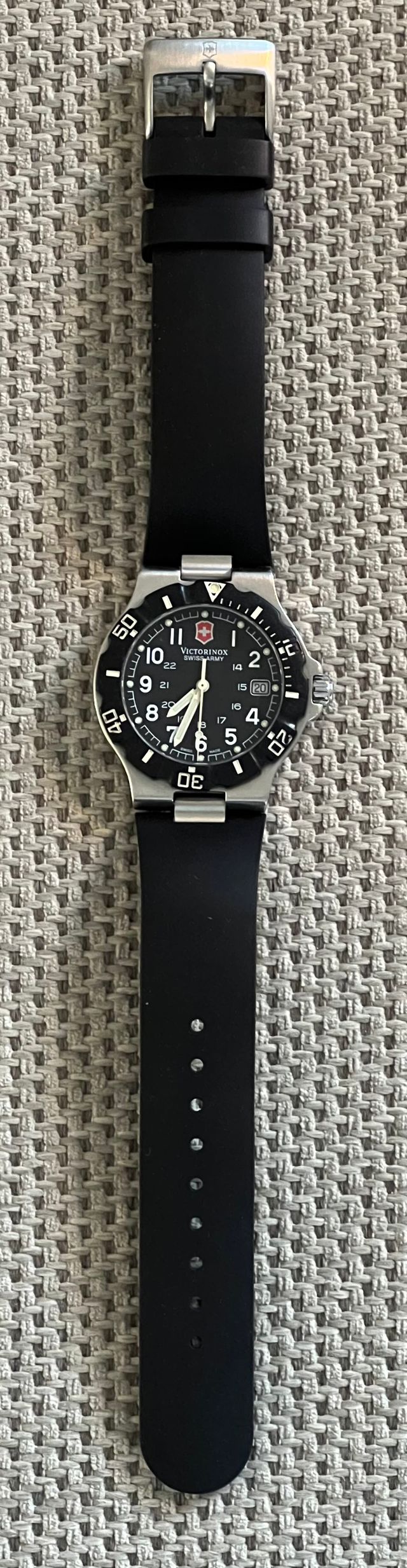 Reloj Victorinox Classic Summit