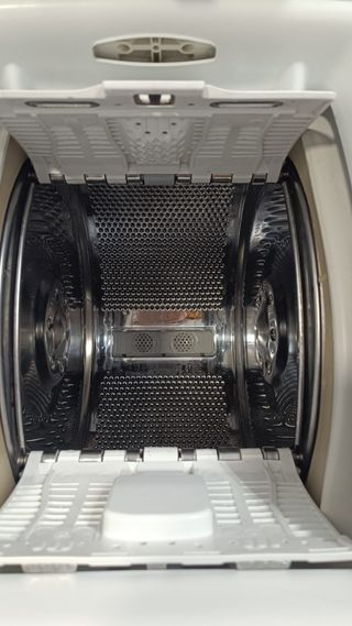 Lavadora "HOOVER" Carga sup 7kg 1100rpm.