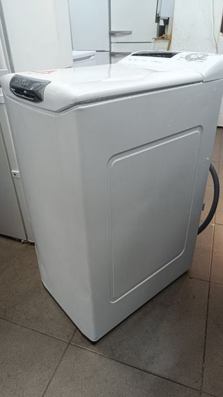 Lavadora "HOOVER" Carga sup 7kg 1100rpm.