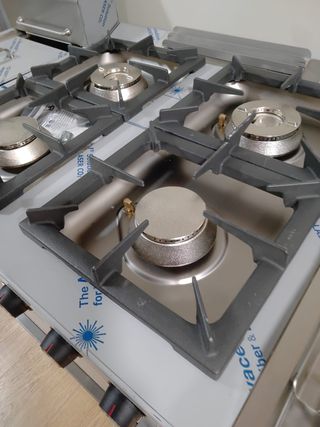 COCINA INDUSTRIAL 4 FUEGOS FAINCA HR C4FT750H OCAS