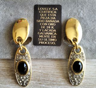 Pendientes colgantes chapados en oro
