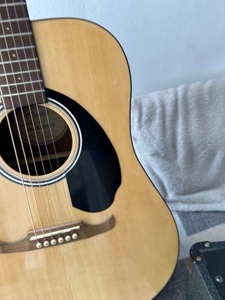 Guitarra fender folk +amplificador marsall ingles 