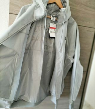 Chaqueta Nike capucha hombre original repel