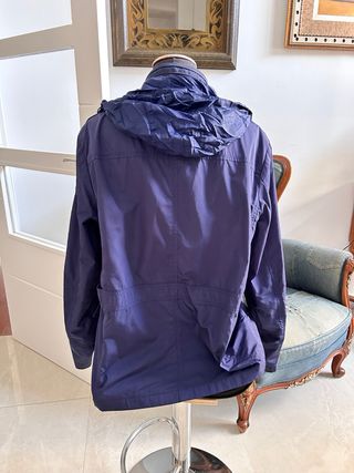 Anorak impermeable hombre talla XL. 