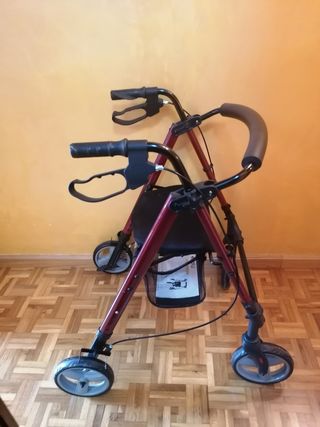 Caminador con silla nuevo