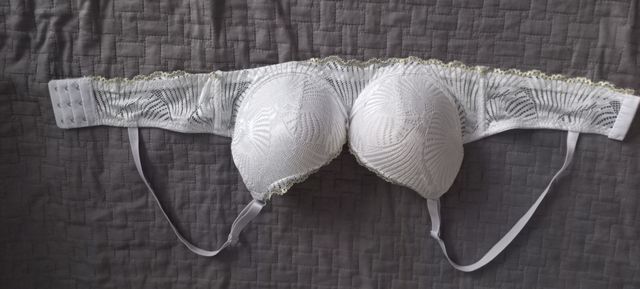Indumenti reggiseni
