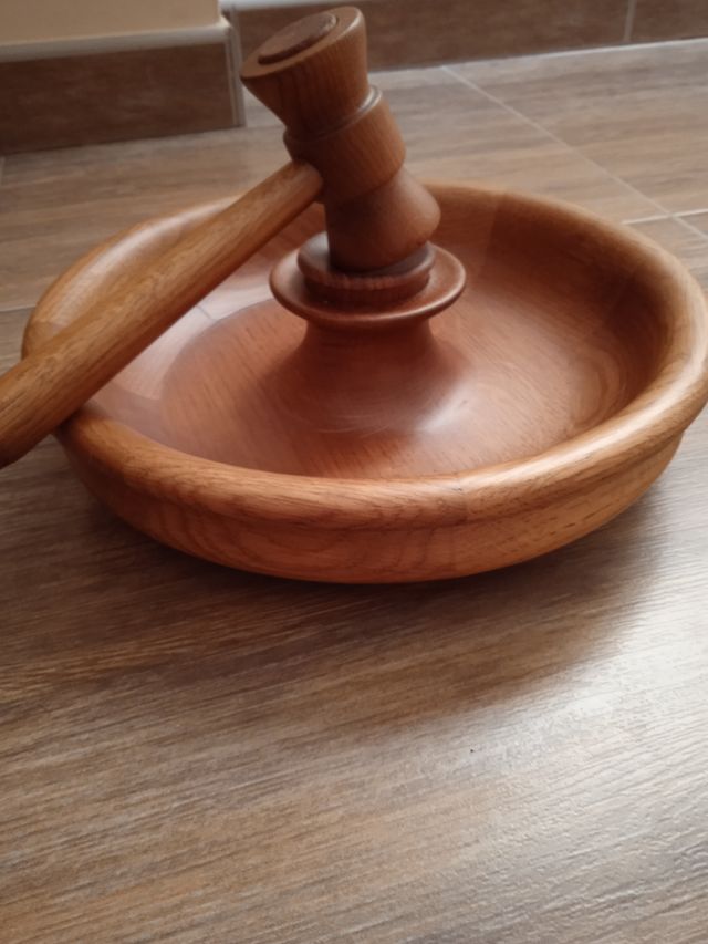 Bandeja para partir nueces rartesanal