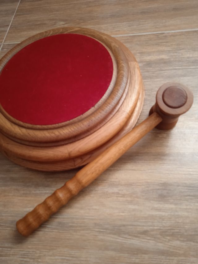 Bandeja para partir nueces rartesanal