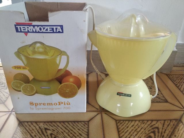 Spremi agrumi elettrico