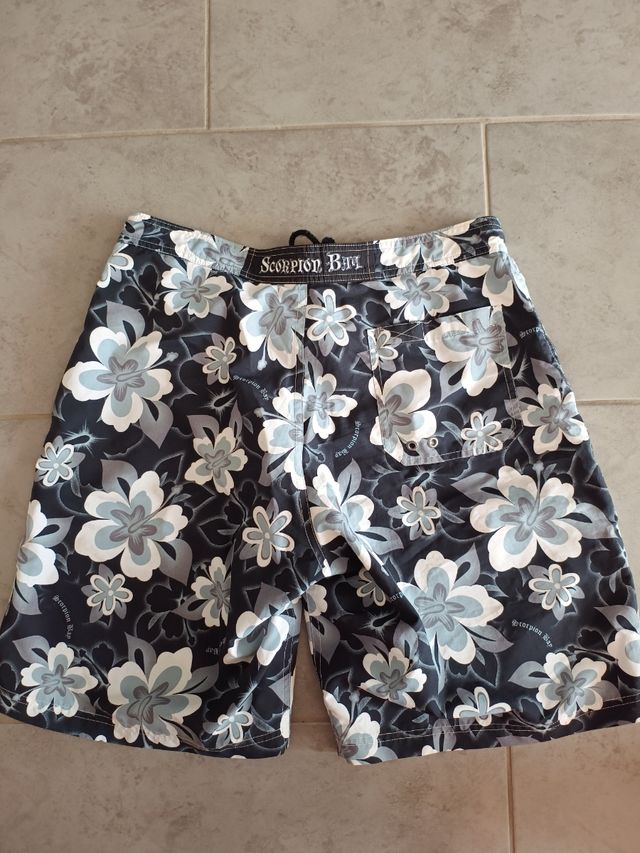 Costume scorpion bay