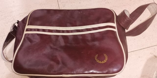 Bolso fred perry