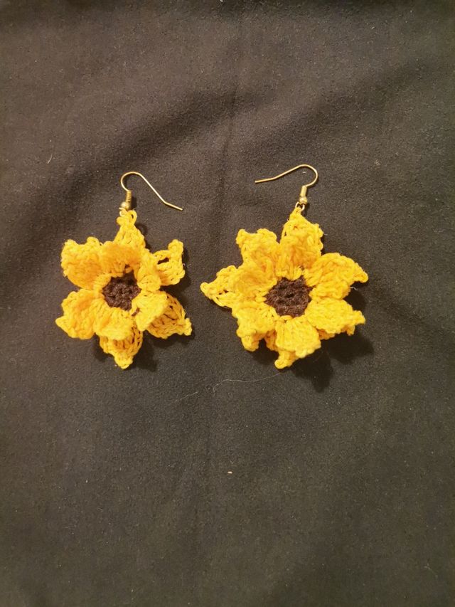 Orecchini fatti a mano