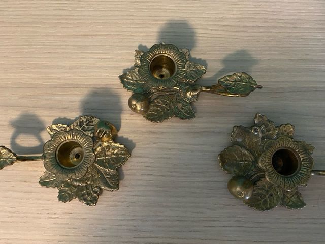 Portavelas de latón