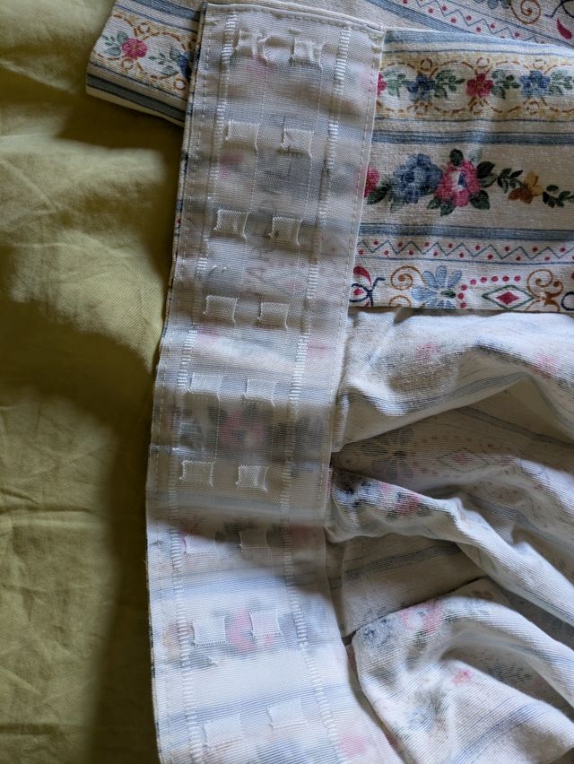 Conjunto colcha y cortinas